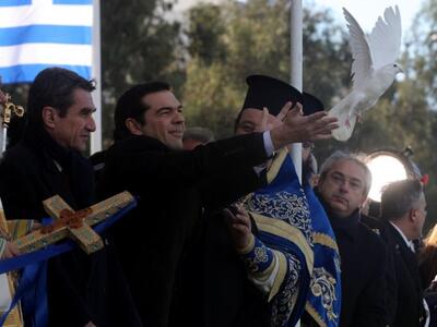 Ο Τσίπρας πέταξε το περιστέρι στον Πειρα...