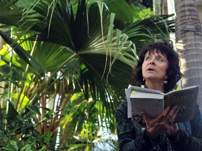 Πάτρα: Επίσκεψη απο την δισεγγονή του Δαρβίνου!