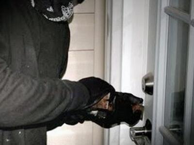 Αχαΐα: Tώρα οι κλέφτες μπουκάρουν και στ...