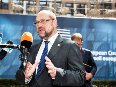 Αναδίπλωση Σουλτς: Δεν ζήτησα την παραίτηση Τσίπρα