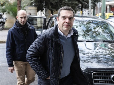 Ο Αλέξης Τσίπρας παρουσιάζει το νέο όνομ...