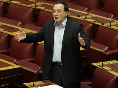 Αγρίνιο: Ο  Παναγιώτης Λαφαζανης παρουσι...