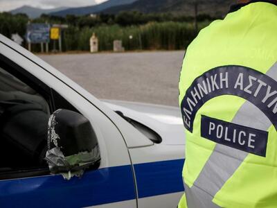 Φορτηγό ανετράπη στην Πατρών - Πύργου 