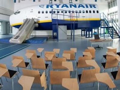 H Ryanair αναζητεί αεροσυνοδούς στην Ελλάδα