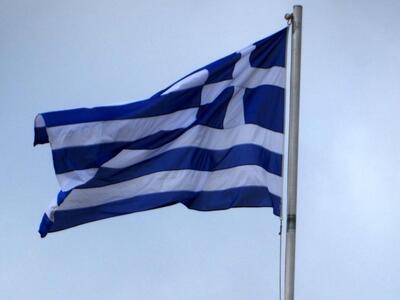 Bloomberg: Η Ελλάδα αποσπά από την Ευρώπ...