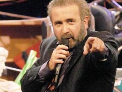 Τον Φεβρουαρίου επιστρέφει ο Λάκης Λαζόπουλος