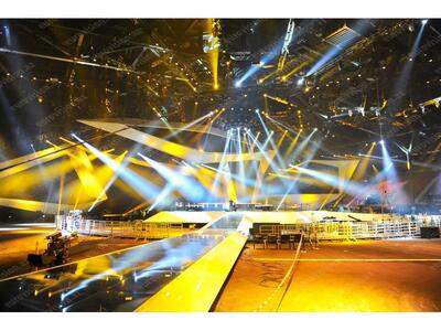 Φαντασμαγορική η έναρξη της Eurovision -...