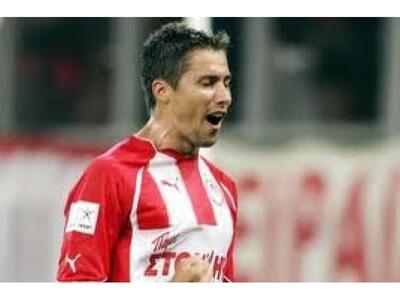 Φουστέρ: «Θα τους νικήσουμε μαζί με τον κόσμο »