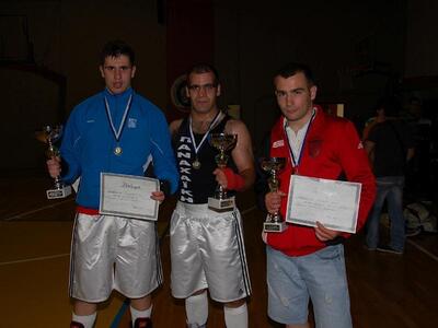 Φουλάρουν οι πυγμάχοι της ΠΓΕ για το Παν...