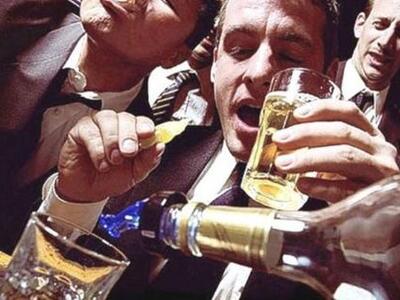 Μέθυσε και... αύξησε κατά λάθος την τιμή...