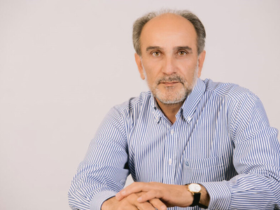 Κατσιφάρας: Λουκέτο σε 4 καταστήματα ετο...