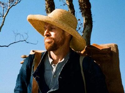 Ο Γουίλεμ Νταφόε ενσαρκώνει τον ζωγράφο Βαν Γκονγκ