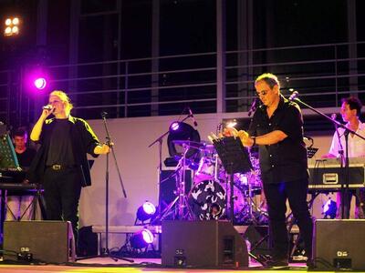 Δείτε στιγμιότυπα από την συναυλία του Χ...