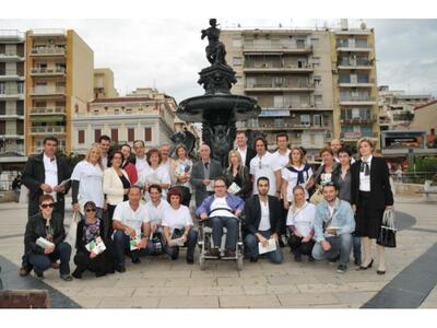 Σε καταστήματα της Κορίνθου και Μαιζώνος ο Δημαράς