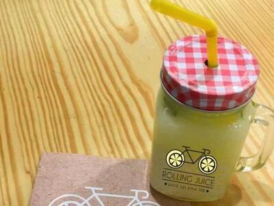 Εσύ δοκίμασες ένα ποτήρι φρέσκο χυμό με ανανά;