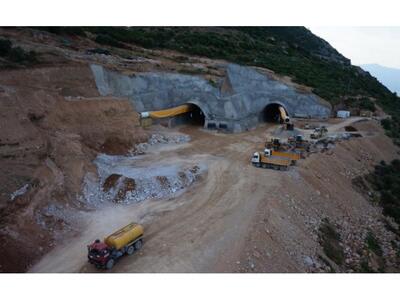 Παλιοβούνα: Η εκσκαφή μετώπου εξόδου της...