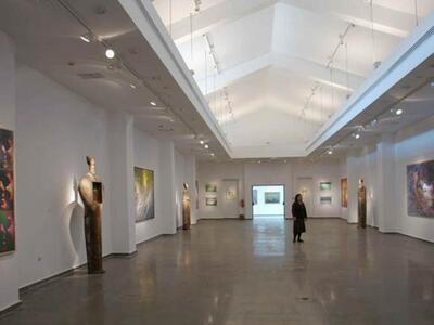 Κάθετη πτώση στους επισκέπτες των Ελληνι...