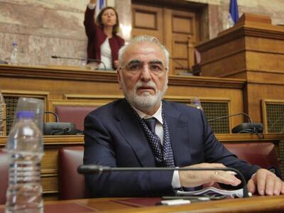 Ο Ιβάν Σαββίδης στηρίζει Τσίπρα και ανοί...