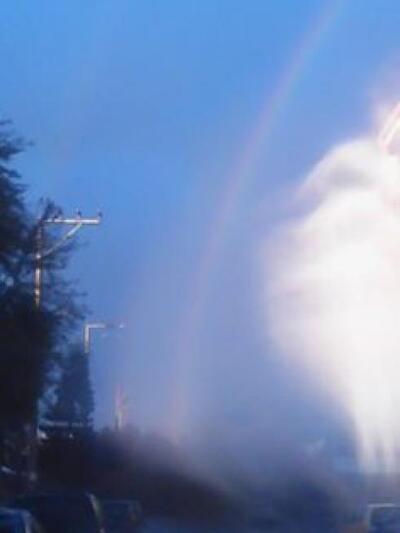 Koιτάζοντας ψηλά από τον δημοσιογράφο Άγ...