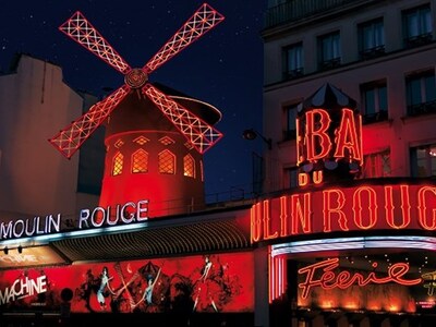 Εντυπωσιακοί εορτασμοί για την επέτειο τ...