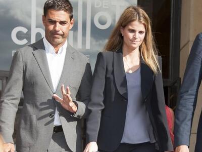 Κι επίσημα διαζευγμένη η Αθηνά Ωνάση - Δ...