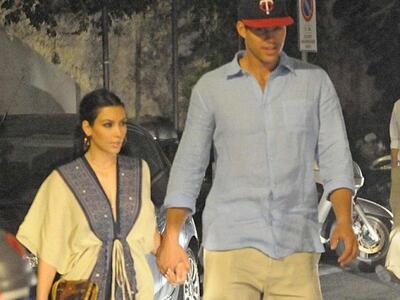 Καρέ καρέ το ταξίδι του μέλιτος της Kim ...