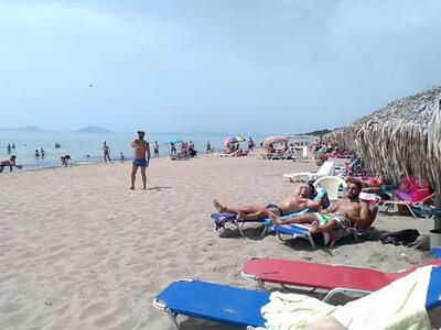 Καύσωνας και αποπνικτική ατμόσφαιρα και ...