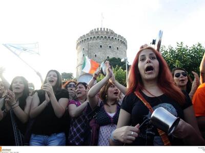 Θεσσαλονίκη: Αστυνομικοί έδιωξαν τους Αγ...