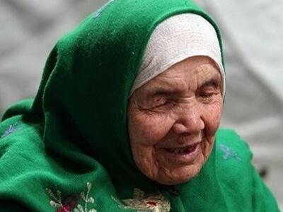Στα 106 της, η γηραιότερη πρόσφυγας του ...