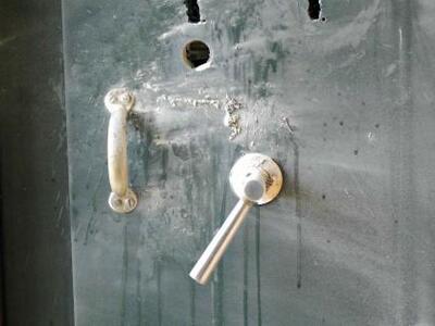 Αγρίνιο: Γερή μπάζα για διαρρήκτες