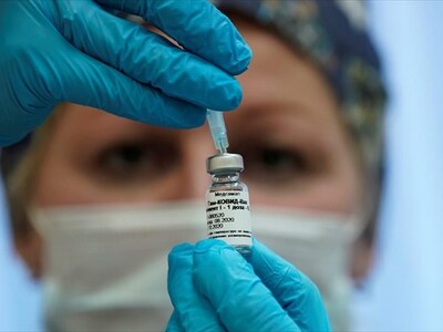 Εμβολιασμοί: Άνοιξε η πλατφόρμα για τους 45-49