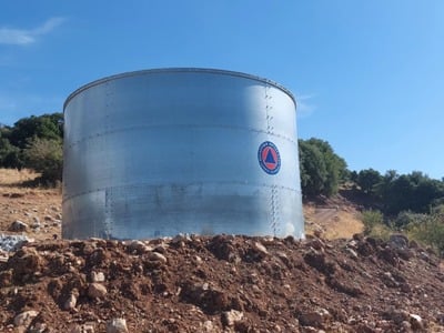 Πάτρα: Τοποθετήθηκε δεξαμενή στο Πετρωτό