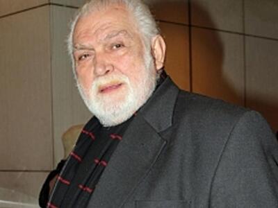 Κώστας Καζάκος: Δείτε τα μικρότερα παιδι...