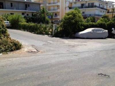 Αγρίνιο: Τραυματίστηκε ποδηλάτισσα σε σύ...