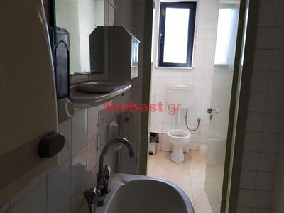  Έτσι είναι η τουαλέτα στη μονάδα υγείας...