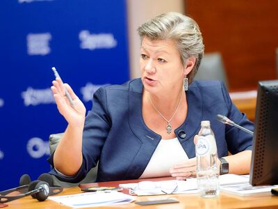 Θετική ανταπόκριση της Ευρωπαϊκής Επιτρο...