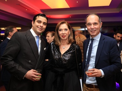 Απόστολος Τρίκαρδος, Catherine Manali, A...