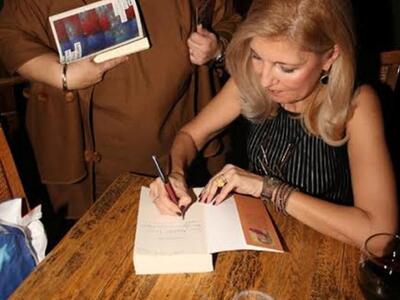 Πάτρα: "Σε σωστή ώρα νυχτώνει"...