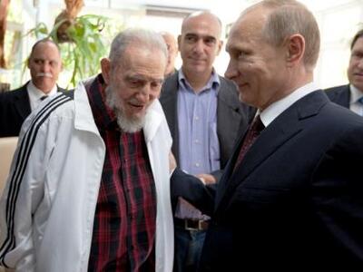 Με τον Φιντέλ Κάστρο συναντήθηκε ο Πούτιν