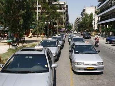 Βόλος:Στο συνεργείο κάθε τρεις και λίγο ...