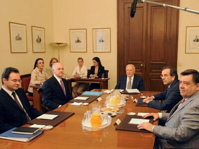 Αδιάφορη η συναίνεση των αρχηγών. Για τα...