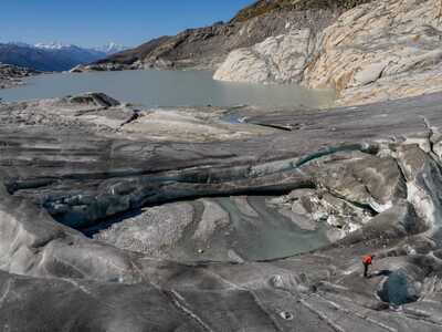 Περού: Οι παγετώνες στις Άνδεις μειώθηκα...