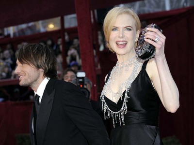 Η Νικόλ Κίντμαν κάνει... αλλαγή φύλου 