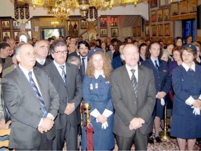 Ευχές και πρόσκληση από τον Παγκαλαβρυτι...