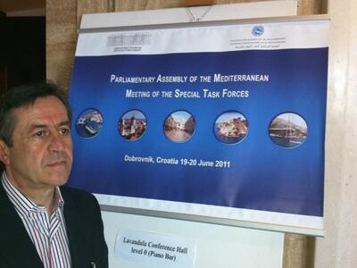 Εισήγηση Νίκου Νικολόπουλου από το βήμα ...