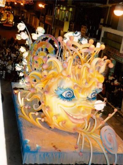 To άρμα Big Bang το 2010.