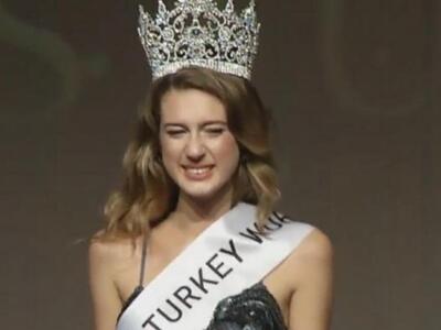 Η ανάρτηση της "Μις Τουρκία 2017&qu...