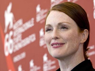 Η Julian Moore θα πάρει το βραβείο &quot...