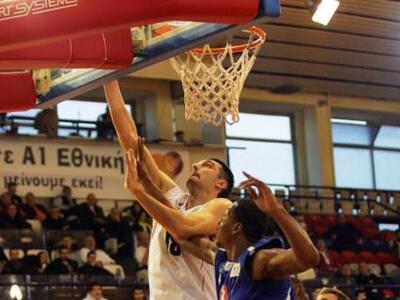 Μπάσκετ: Δύσκολα ο Ίκαρος νίκησε τον Παν...