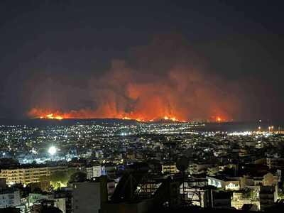 Πύρινος εφιάλτης άνω των 20 χλμ στη Δυτι...